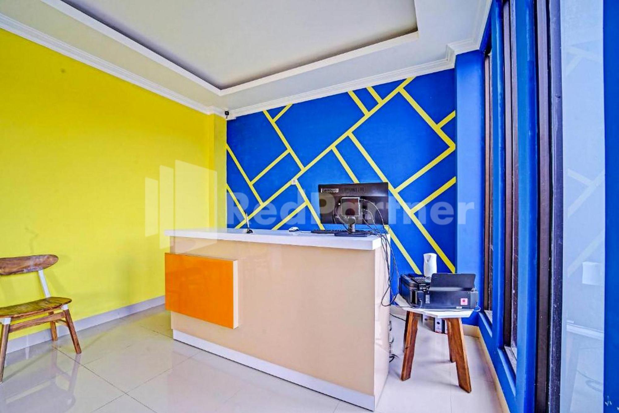 Hotel Andono Near Yia Mitra Reddoorz Temon Εξωτερικό φωτογραφία