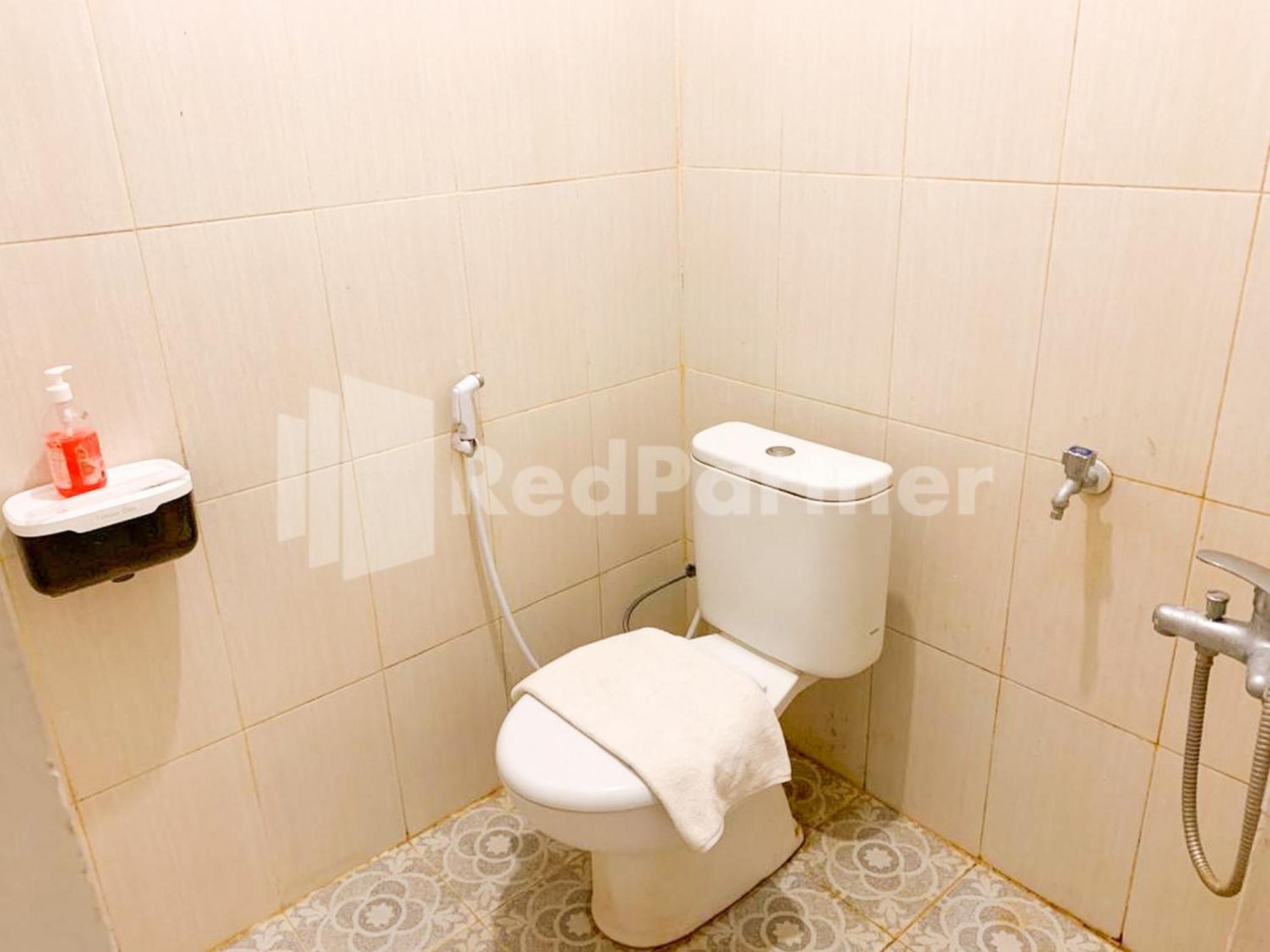 Hotel Andono Near Yia Mitra Reddoorz Temon Εξωτερικό φωτογραφία